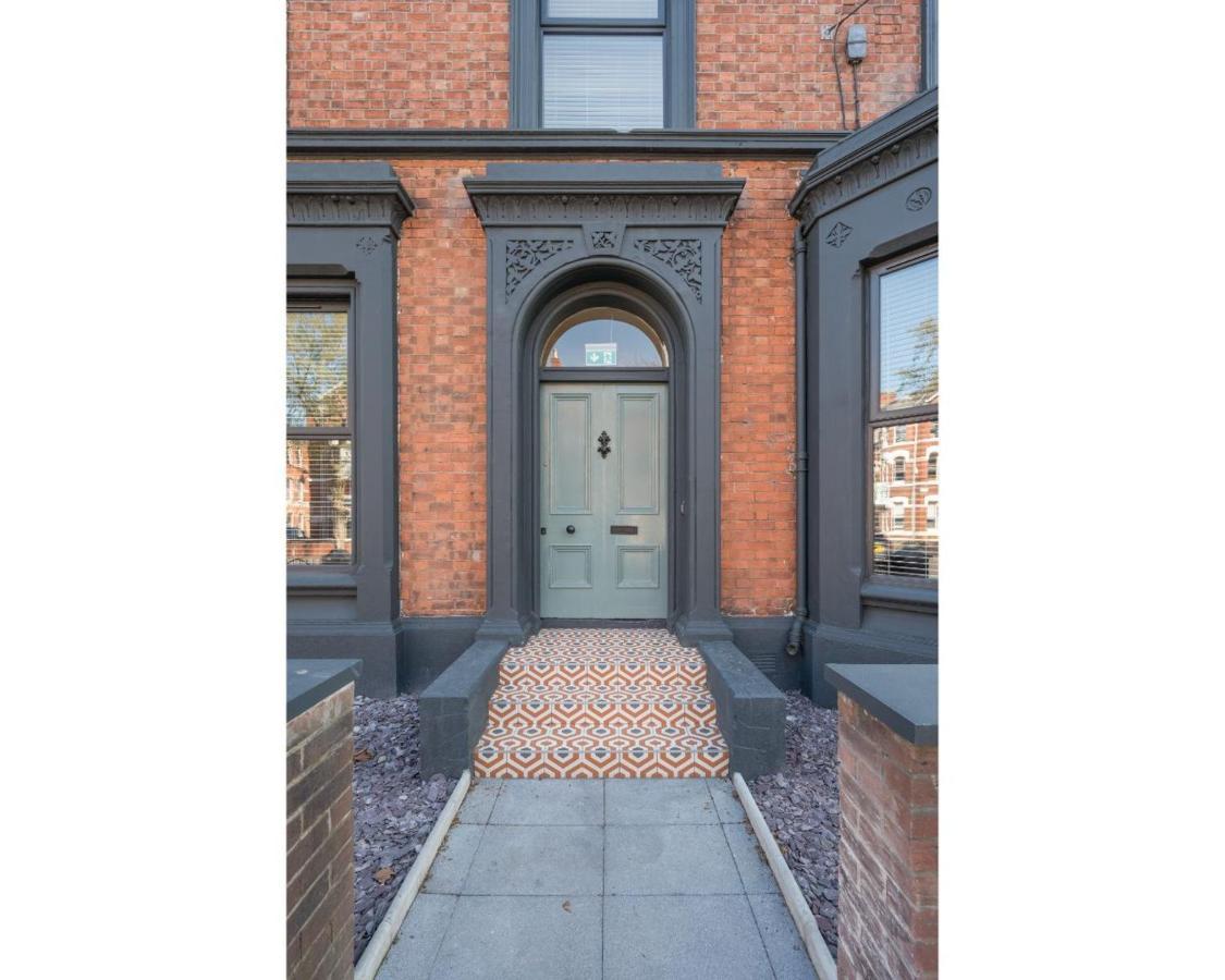 Central Belfast Apartments: University Street Exterior photo